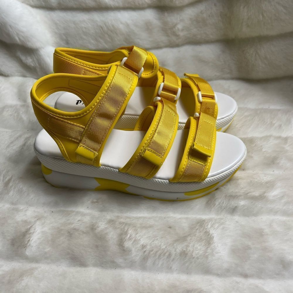 New Pazzle Yellow Triple Hook and Loop Ankle Strap footbed Sneaker Sanda…